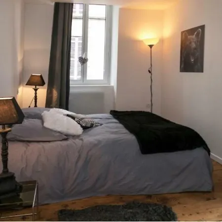 Aux Deux Pics - Tucou Et Monne Lägenhet *