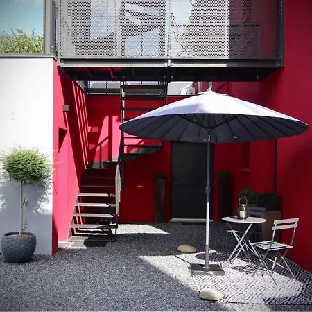 Aux Deux Pics - Tucou Et Monne *